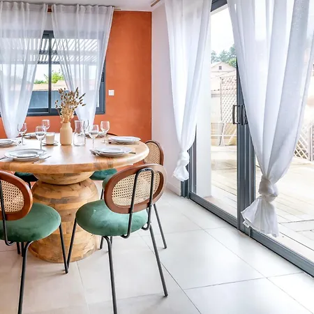 Maison - - Parking - Jardin - 7p * Vertou