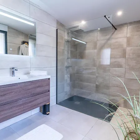 Maison - - Parking - Jardin - 7p Vertou