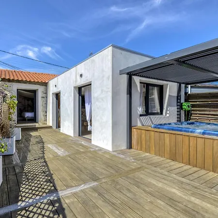 Maison - - Parking - Jardin - 7p